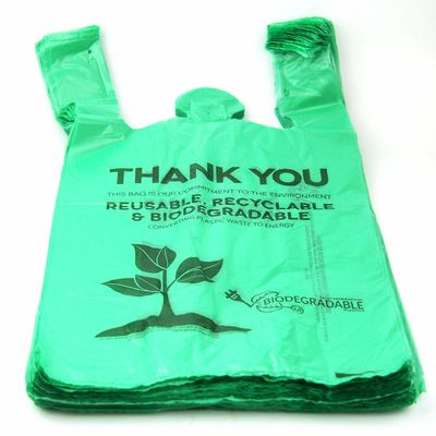 40% バイオベースの生物分解性のプラスチック買い物袋の緑色16/18 Mic